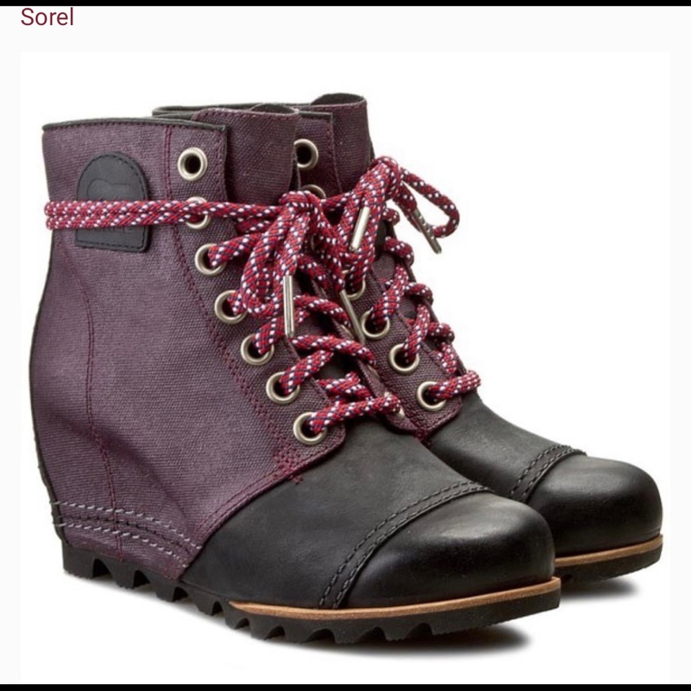 Sorel -Premium Wedge in Purple Dahlia